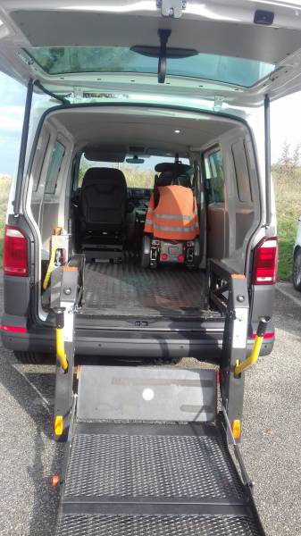 A VENDRE FOURGON VOLKSWAGEN EQUIPE CONDUITE ET TPMR