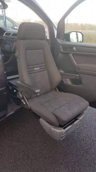 Siège pivotant sortant sur VOLKSWAGEN Caddy Rhône alpes