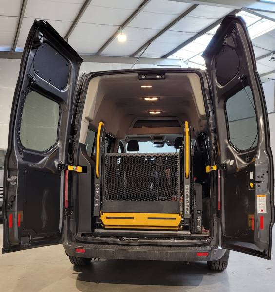 AMENAGEMENT FORD KOMBI surélevé L2H2