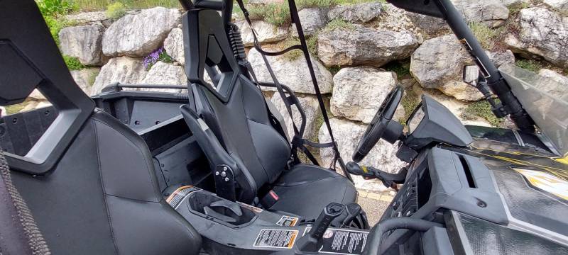 À VENDRE : Can Am Commander 1000 XT