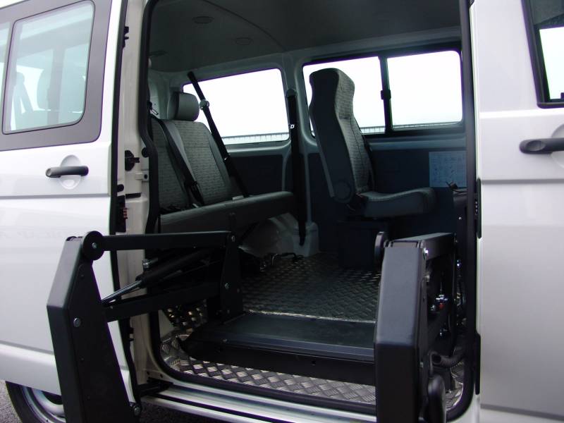 HAYON ELEVATEUR OUVRANT 2 BRAS : plateforme élévatrice idéal pour le TPMR