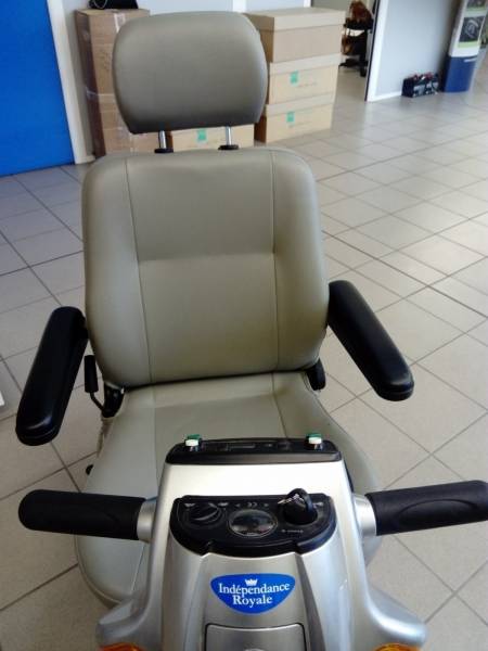 SCOOTER ELECTRIQUE ROYAL INDEPENDANCE