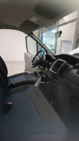 RENAULT TRAFIC aménagé TPMR location ARDECHE NORD