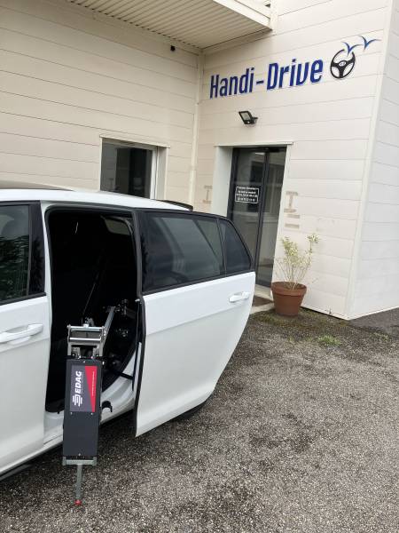 robot chargeur pour fauteuil roulant manuel pliable