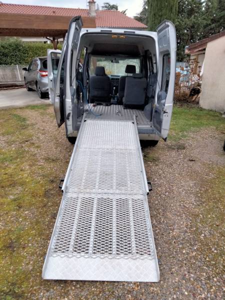FORD CONNECT EQUIPE RAMPE