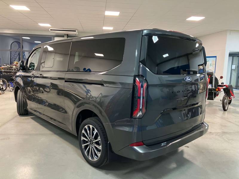 Véhicule NEUF :  FORD Tourneo Custom 320 L2H1 2.0 EcoBlue 170 ch BVA Titanium X 2025