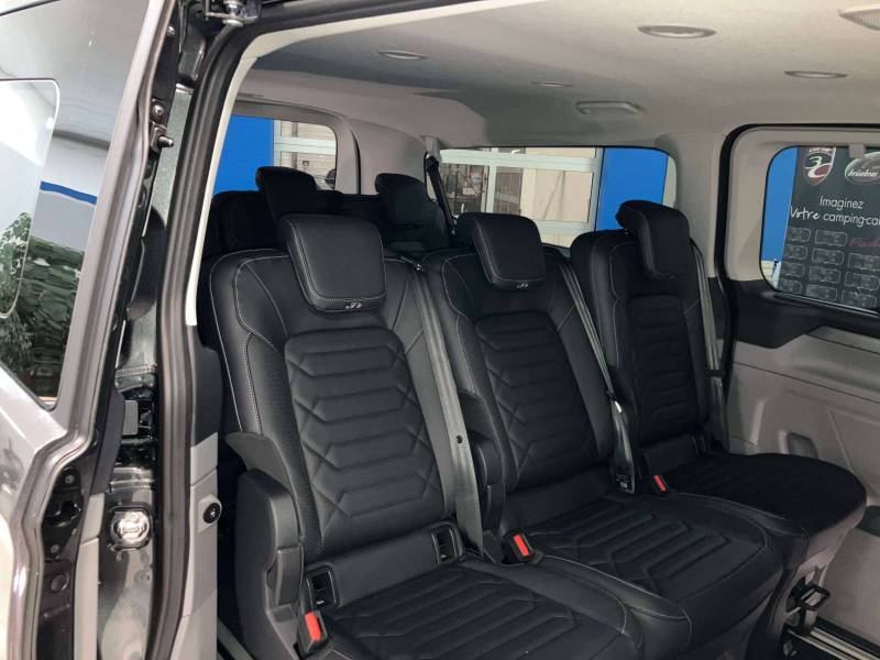 Véhicule NEUF : FORD Tourneo Custom 320 L2H1 2.0 EcoBlue 170 ch BVA Titanium X 2025 – Version TPMR