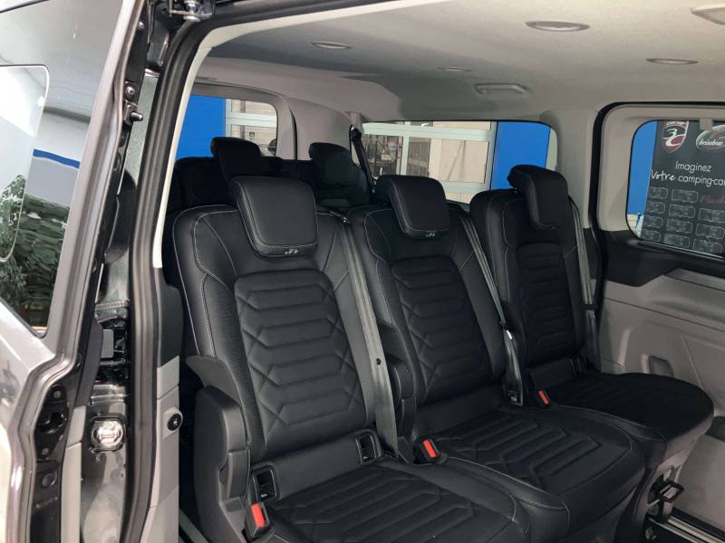 Véhicule NEUF :  FORD Tourneo Custom 320 L2H1 2.0 EcoBlue 170 ch BVA Titanium X 2025