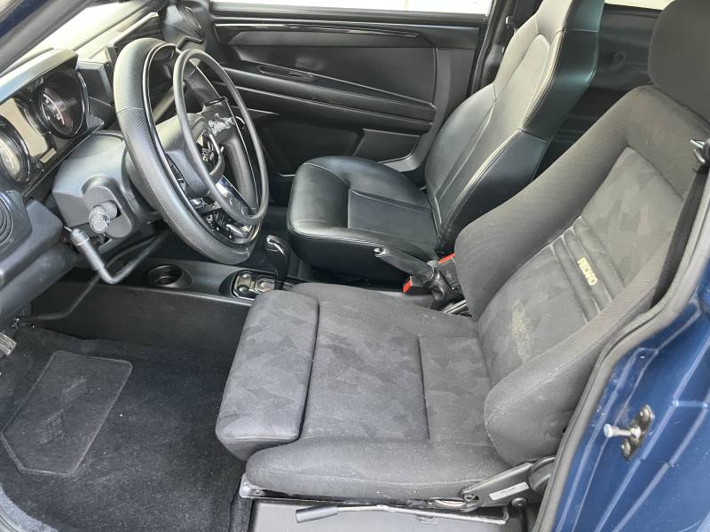 Location Voiture Sans Permis Ligier : La Mobilité Inclusive pour Tous (PMR & Valides)