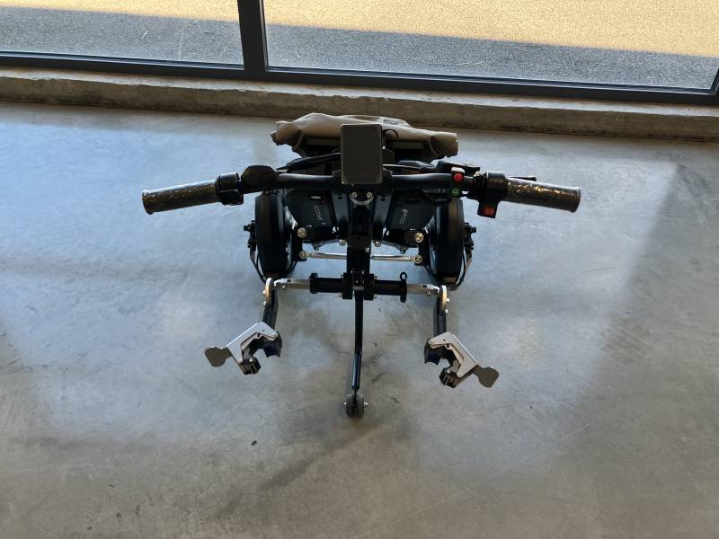 SIROCCO AMI Voyageur : La 3ème roue motorisée tout-terrain chez Handi Drive