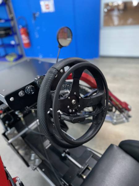 Aménagement SWINCAR e-Spider pour personnes à mobilité réduite : Buggy électique adapté