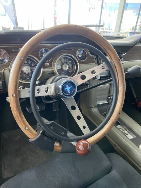 Volant aménagé Ford Mustang