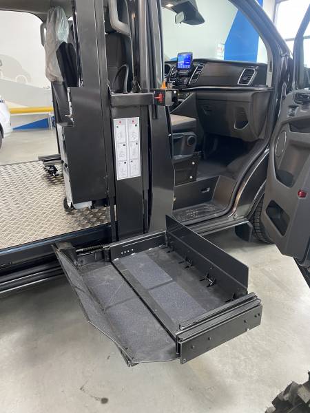 Ford Tourneo Custom 320 L2H1 2.0 EcoBlue 185 ch