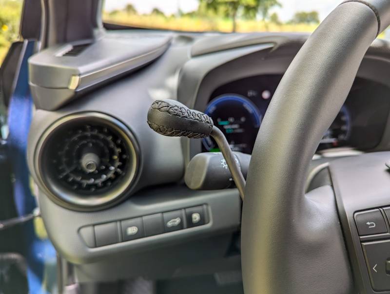 Accélérateur par manette mécanique et électronique pour voiture adaptée PMR - HANDI DRIVE Ardèche