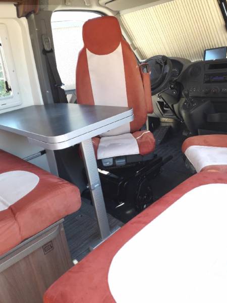 Siège tournant pivotant