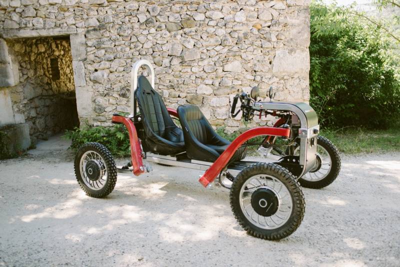 Aménagement SWINCAR e-Spider pour personnes à mobilité réduite : Buggy électique adapté