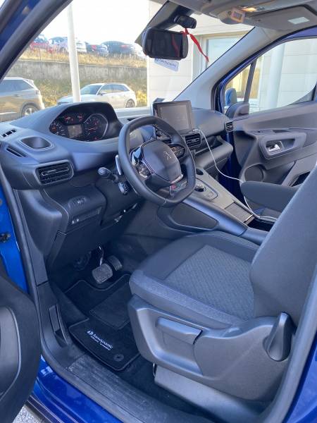 PEUGEOT Rifter 1.2 PureTech 130ch S&S Long Allure Pack EAT8 (5 portes) - 1 000 km